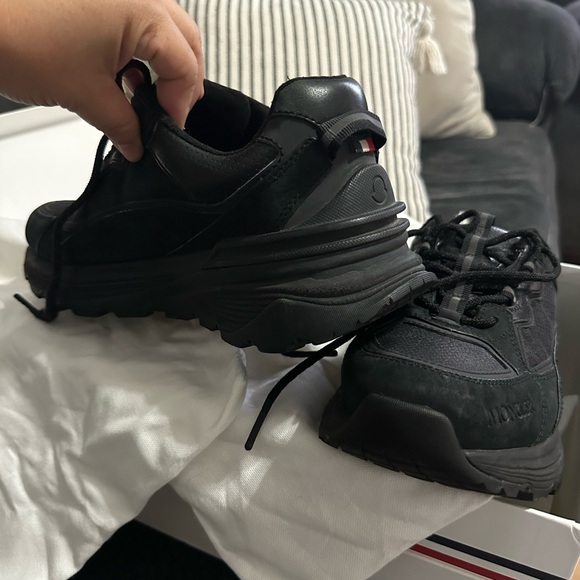 Men’s authentic moncler sneakers - Picture 4 of 13